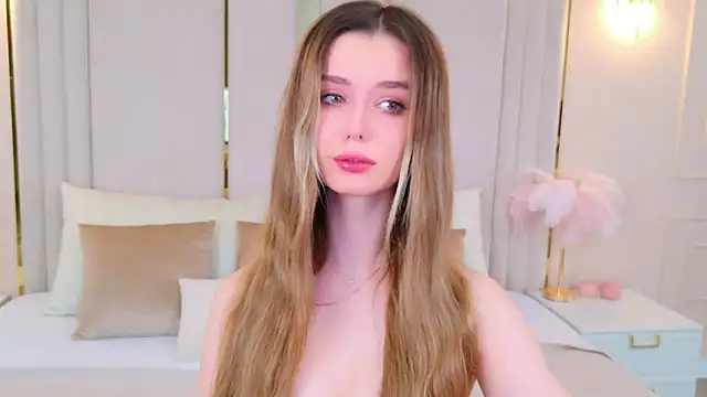 Snapshot of MarybethSnow chatting on 02-02-26, 05:12 MarybethSnow online show from 02-02-26, 05:12