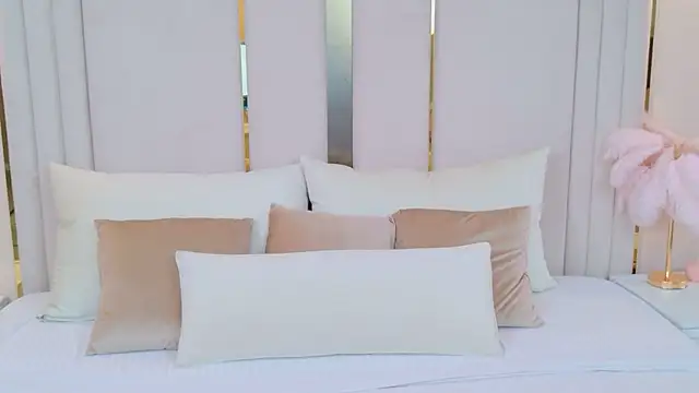 Snapshot of MarybethSnow chatting on 02-10-26, 05:12 MarybethSnow online show from 02-10-26, 05:12