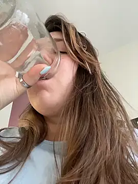 SuzieMurray online show from 04-04-26, 08:21