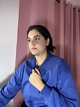 Snapshot of kimberlyhills1 chatting on 02-19-26, 04:37 kimberlyhills1 online show from 02-19-26, 04:37