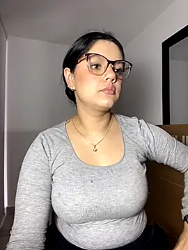 Snapshot of kimberlyhills1 chatting on 11-04-25, 07:50 kimberlyhills1 online show from 11-04-25, 07:50