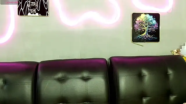 Laurentdupont04 online show from 05-09-26, 11:46