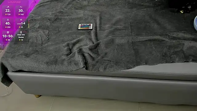 AlexaFoxy18 online show from 03-11-26, 07:02