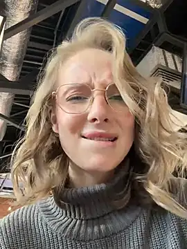 CaseyStar online show from 02-03-25, 12:36