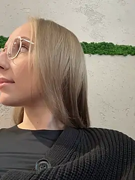 CaseyStar online show from 02-06-25, 10:04