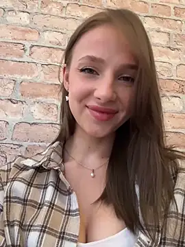 CaseyStar online show from 11-08-25, 01:25