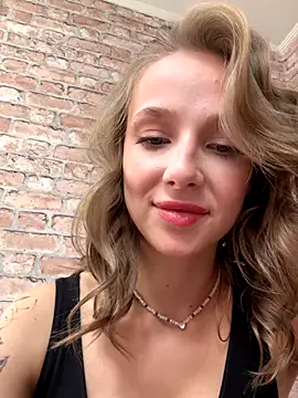 CaseyStar online show from 09-10-25, 12:48