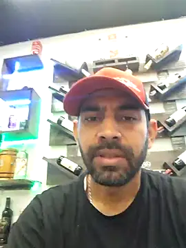 Snapshot of Alsaud1106 chatting on 03-19-25, 07:17 Alsaud1106 online show from 03-19-25, 07:17