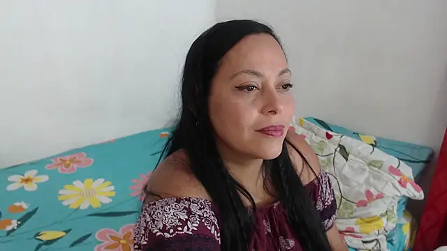 RocioColombia online show from 03-05-26, 04:31