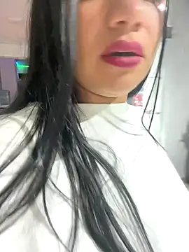 Im Little online show from 10-14-25, 03:18