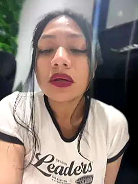 Im Little online show from 10-15-25, 03:38