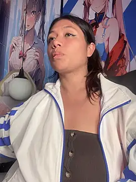 Im Little online show from 02-23-25, 03:02