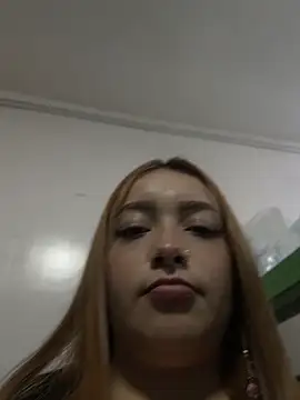 Snapshot of Tatiana_O chatting on 05-30-26, 03:06 Tatiana O online show from 05-30-26, 03:06