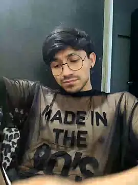 charlesss19 online show from 09-09-25, 02:21