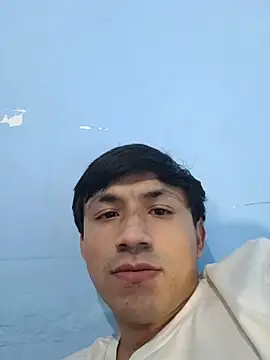 charlesss19 online show from 11-03-25, 05:05