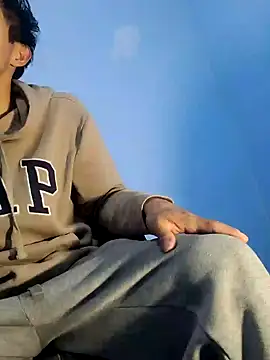 charlesss19 online show from 03-02-25, 10:23