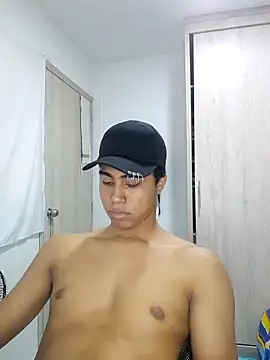 sexy diamante  online show from 02-12-26, 06:18