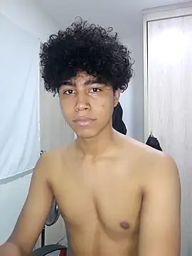 sexy diamante  online show from 02-10-26, 08:02