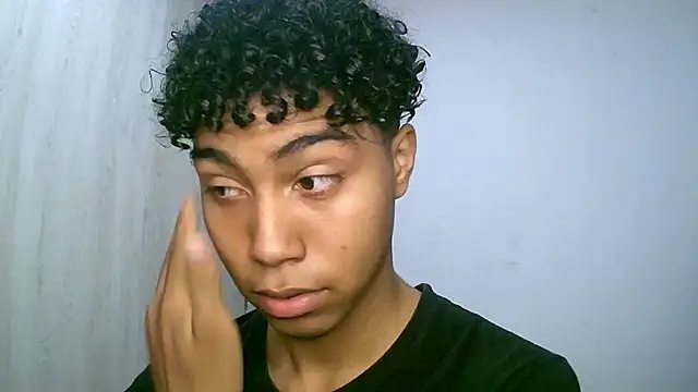 sexy diamante  online show from 11-02-25, 03:28