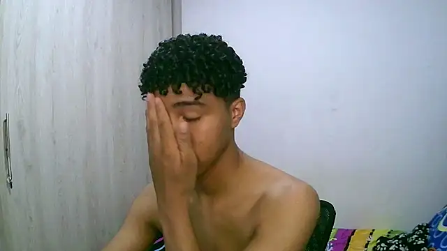 sexy diamante  online show from 11-07-25, 01:54