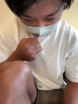 Snapshot of shouhei0123 chatting on 12-31-24, 05:33 shouhei0123 online show from 12-31-24, 05:33