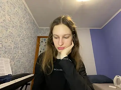 Snapshot of Eva_Angel3 chatting on 02-17-26, 06:27 Eva Angel3 online show from 02-17-26, 06:27