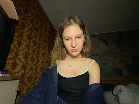 Eva Angel3 online show from 12-18-25, 04:22