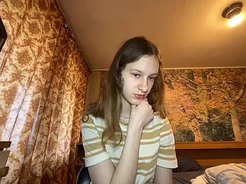 Snapshot of Eva_Angel3 chatting on 05-05-26, 04:10 Eva Angel3 online show from 05-05-26, 04:10