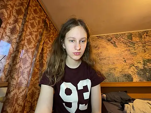 Snapshot of Eva_Angel3 chatting on 05-12-26, 05:19 Eva Angel3 online show from 05-12-26, 05:19