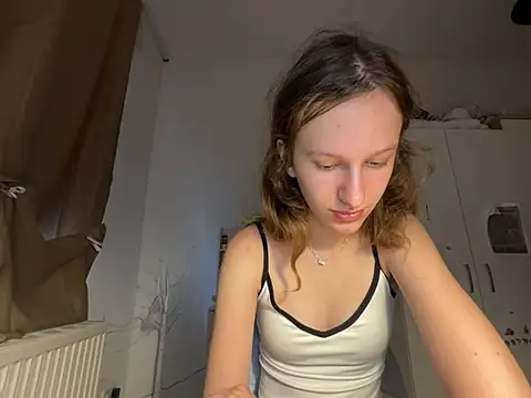Snapshot of Eva_Angel3 chatting on 07-15-26, 06:59 Eva Angel3 online show from 07-15-26, 06:59