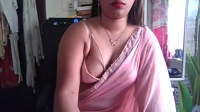 Snapshot of sexy-honey09 chatting on 06-12-26, 08:01 sexy-honey09 online show from 06-12-26, 08:01