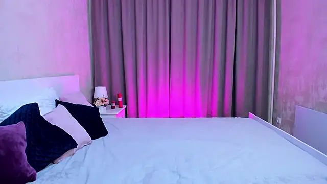 MelodyHudson online show from 03-18-25, 07:01