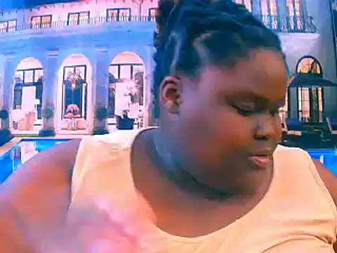 EbonyHotBuns online show from 06-30-26, 10:37