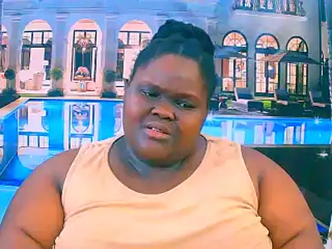 EbonyHotBuns online show from 12-02-25, 10:00