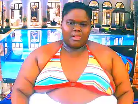 EbonyHotBuns online show from 07-17-26, 11:35