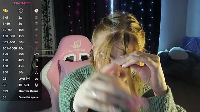 ReddHotPipper online show from 02-27-25, 04:57