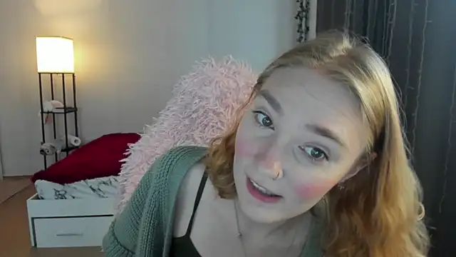 ReddHotPipper online show from 10-05-25, 02:35