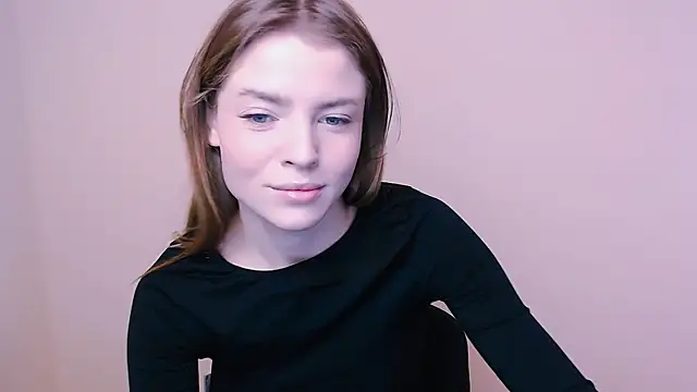 Snapshot of MissOliviaa_ chatting on 01-04-25, 09:32 MissOliviaa  online show from 01-04-25, 09:32