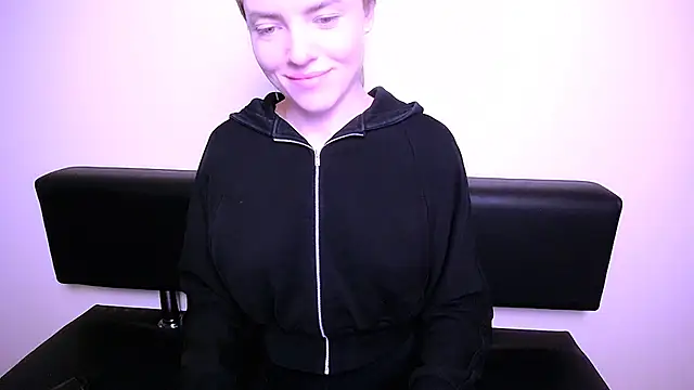 Snapshot of MissOliviaa_ chatting on 01-31-25, 02:49 MissOliviaa  online show from 01-31-25, 02:49