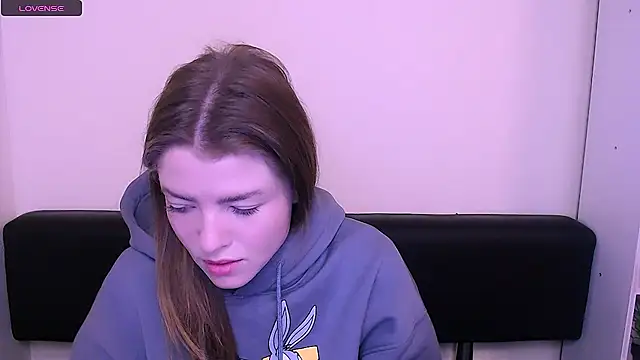 Snapshot of MissOliviaa_ chatting on 01-21-25, 07:58 MissOliviaa  online show from 01-21-25, 07:58