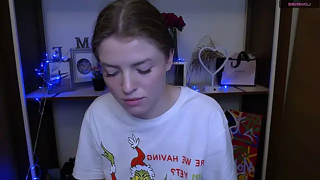 Snapshot of MissOliviaa_ chatting on 01-09-25, 11:36 MissOliviaa  online show from 01-09-25, 11:36