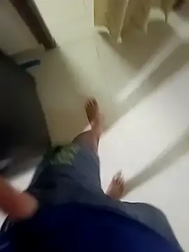 Snapshot of nick05inch chatting on 09-15-25, 07:53 nick05inch online show from 09-15-25, 07:53