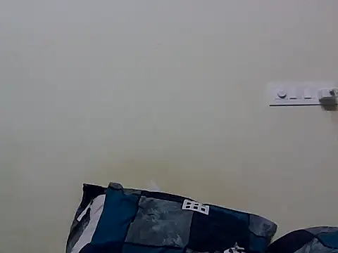 nick05inch online show from 11-12-25, 01:37