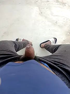 Snapshot of nick05inch chatting on 10-03-25, 10:50 nick05inch online show from 10-03-25, 10:50