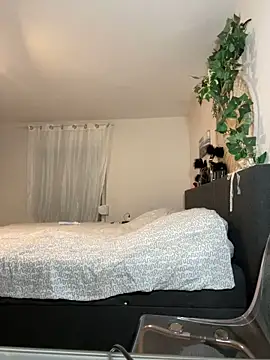 AlyssaHottv  online show from 10-26-25, 07:58