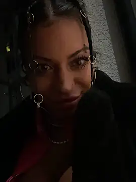 AlyssaHottv  online show from 09-25-25, 10:38