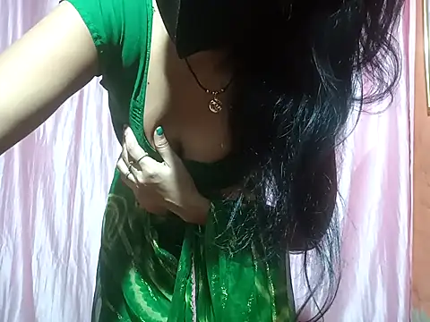 Snapshot of poojaxxx65 chatting on 03-17-25, 11:24 poojaxxx65 online show from 03-17-25, 11:24