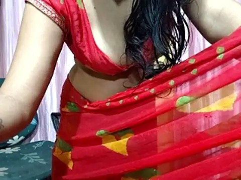 poojaxxx65 online show from 12-19-25, 11:51