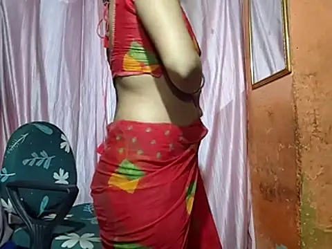 poojaxxx65 online show from 12-04-25, 11:15