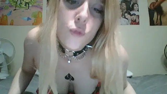 420queenxo online show from 12-02-24, 07:55